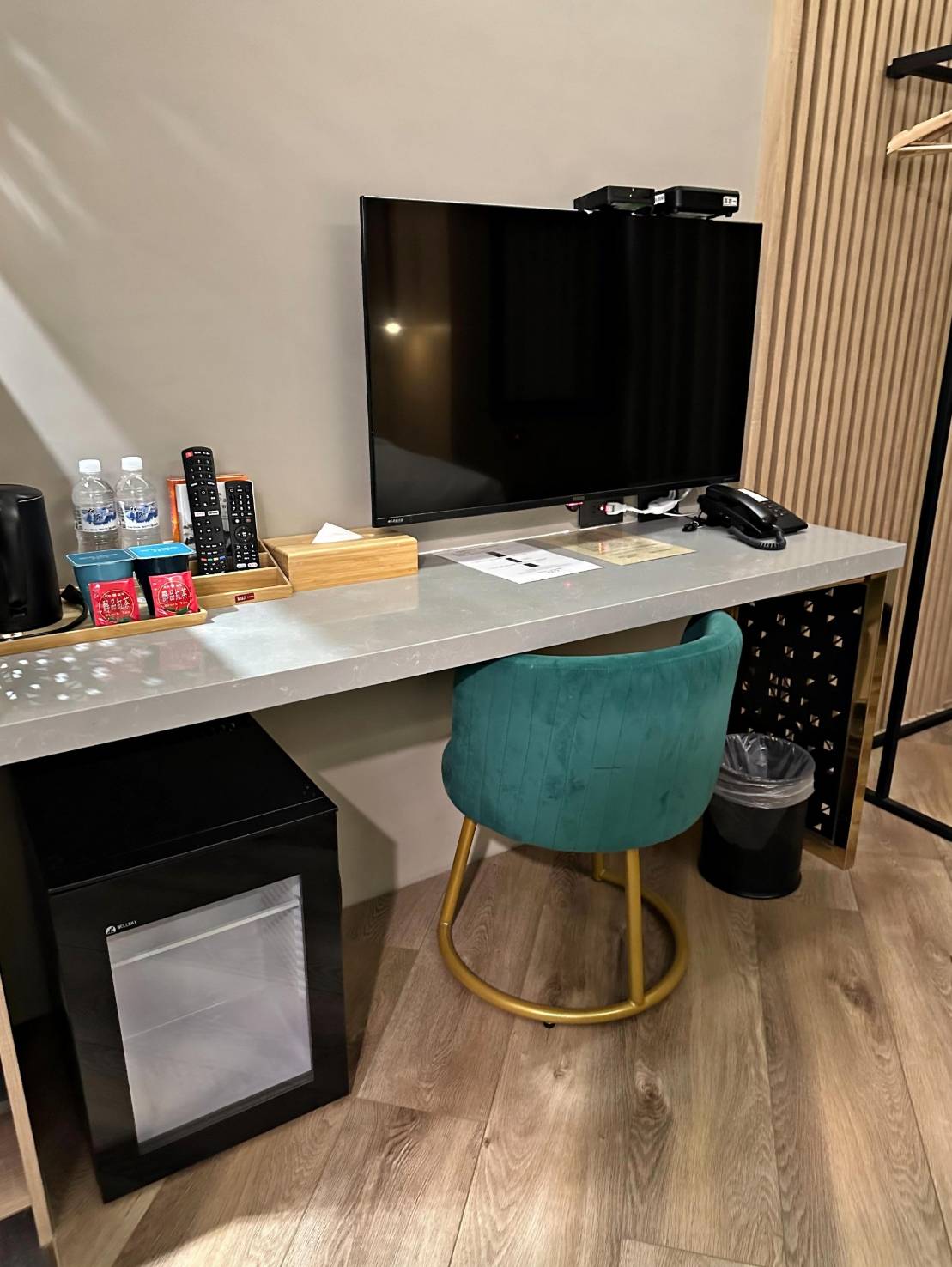 高雄市前金區住宿推薦｜高雄行旅 Hotel Leisure Kaohsiung｜高雄捷運前金站步行1分鐘，吃喝玩樂生活機能方便，盡享悠然愜意休閒時光之高雄行旅入住心得分享！