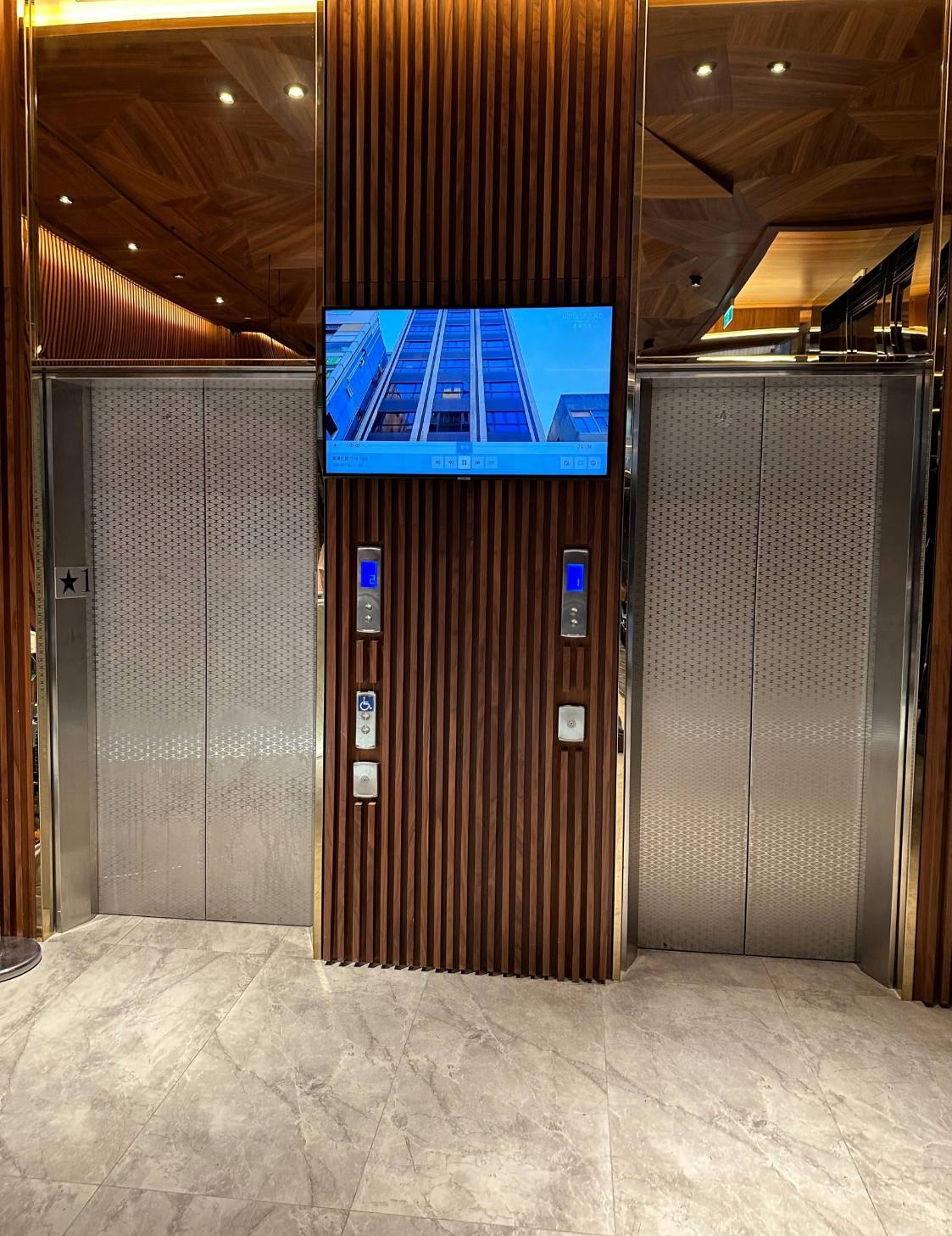 高雄市前金區住宿推薦｜高雄行旅 Hotel Leisure Kaohsiung｜高雄捷運前金站步行1分鐘，吃喝玩樂生活機能方便，盡享悠然愜意休閒時光之高雄行旅入住心得分享！