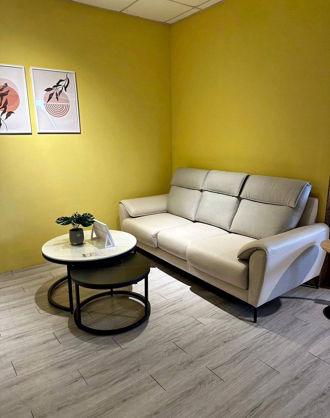 嘉義家具推薦｜明久家具嘉義旗艦店｜鄰近民雄火車站，台灣在地品牌，沙發、床墊工廠直營，價格親民、CP值高，客製化家具滿足客群需求！