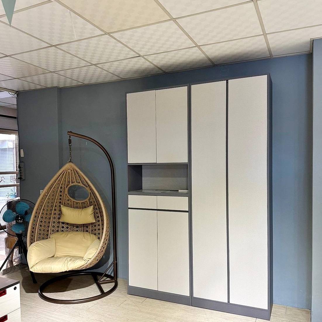 嘉義家具推薦｜明久家具嘉義旗艦店｜鄰近民雄火車站，台灣在地品牌，沙發、床墊工廠直營，價格親民、CP值高，客製化家具滿足客群需求！