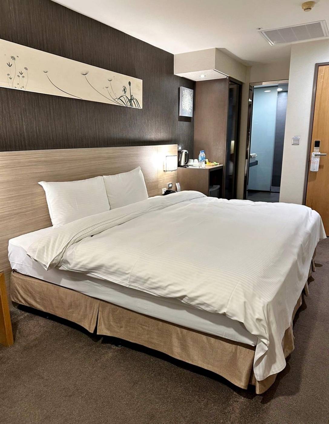 台中西屯區住宿推薦|台中碧根逢甲酒店Beacon Hotel|二訪入住經典客房,自助早餐豐富多樣,地下室設停車場,距離逢甲夜市步行僅1分鐘,吃喝玩樂生活樣樣便利之碧根逢甲酒店入住心得分享! - 第71張圖 台中西屯區住宿推薦|台中碧根逢甲酒店Beacon Hotel|二訪入住經典客房,自助早餐豐富多樣,地下室設停車場,距離逢甲夜市步行僅1分鐘,吃喝玩樂生活樣樣便利之碧根逢甲酒店入住心得分享!