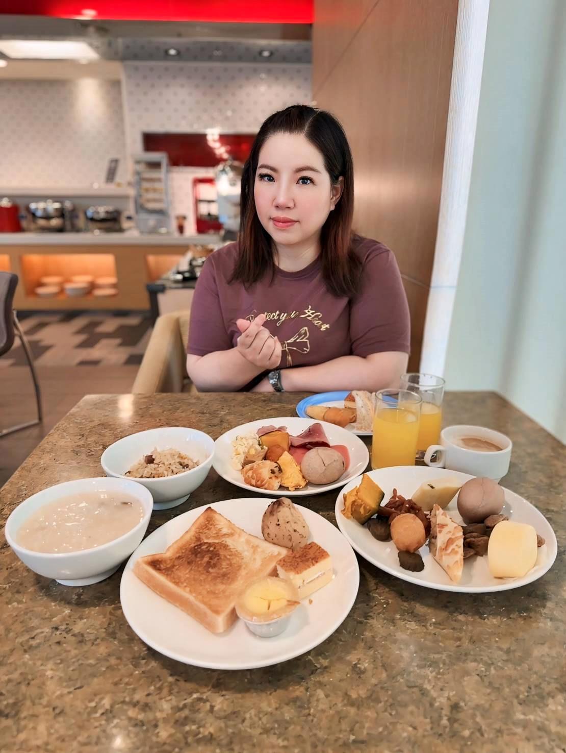 台中西屯區住宿推薦|台中碧根逢甲酒店Beacon Hotel|二訪入住經典客房,自助早餐豐富多樣,地下室設停車場,距離逢甲夜市步行僅1分鐘,吃喝玩樂生活樣樣便利之碧根逢甲酒店入住心得分享! - 第59張圖 台中西屯區住宿推薦|台中碧根逢甲酒店Beacon Hotel|二訪入住經典客房,自助早餐豐富多樣,地下室設停車場,距離逢甲夜市步行僅1分鐘,吃喝玩樂生活樣樣便利之碧根逢甲酒店入住心得分享!