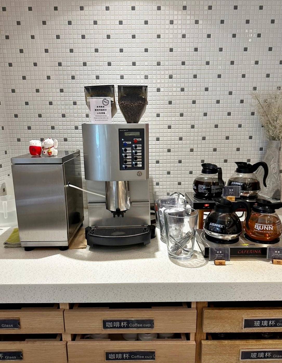 台中西屯區住宿推薦|台中碧根逢甲酒店Beacon Hotel|二訪入住經典客房,自助早餐豐富多樣,地下室設停車場,距離逢甲夜市步行僅1分鐘,吃喝玩樂生活樣樣便利之碧根逢甲酒店入住心得分享! - 第65張圖 台中西屯區住宿推薦|台中碧根逢甲酒店Beacon Hotel|二訪入住經典客房,自助早餐豐富多樣,地下室設停車場,距離逢甲夜市步行僅1分鐘,吃喝玩樂生活樣樣便利之碧根逢甲酒店入住心得分享!