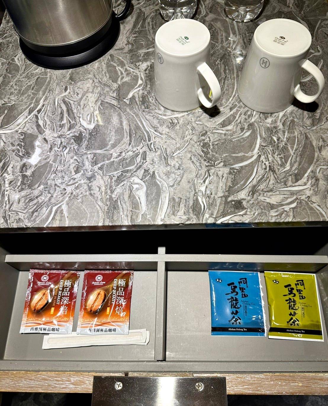 台北市萬華區住宿推薦｜薆悅酒店西寧館 Inhouse Hotel Taipei｜台北捷運西門町站步行5分鐘，吃喝玩樂生活機能方便，盡享靜謐雅致住宿氛圍之薆悅酒店西寧館開箱分享！