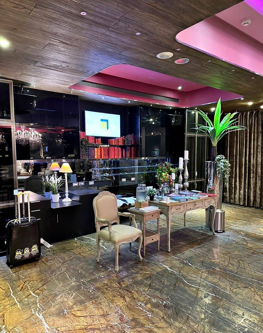 台北市萬華區住宿推薦｜薆悅酒店西寧館 Inhouse Hotel Taipei｜台北捷運西門町站步行5分鐘，吃喝玩樂生活機能方便，盡享靜謐雅致住宿氛圍之薆悅酒店西寧館開箱分享！