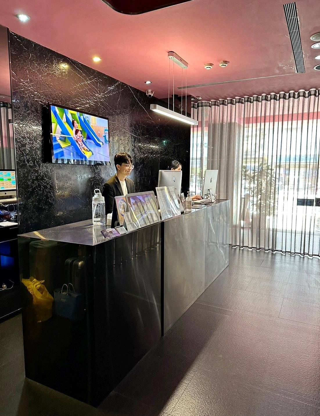 台北市萬華區住宿推薦｜薆悅酒店西寧館 Inhouse Hotel Taipei｜台北捷運西門町站步行5分鐘，吃喝玩樂生活機能方便，盡享靜謐雅致住宿氛圍之薆悅酒店西寧館開箱分享！