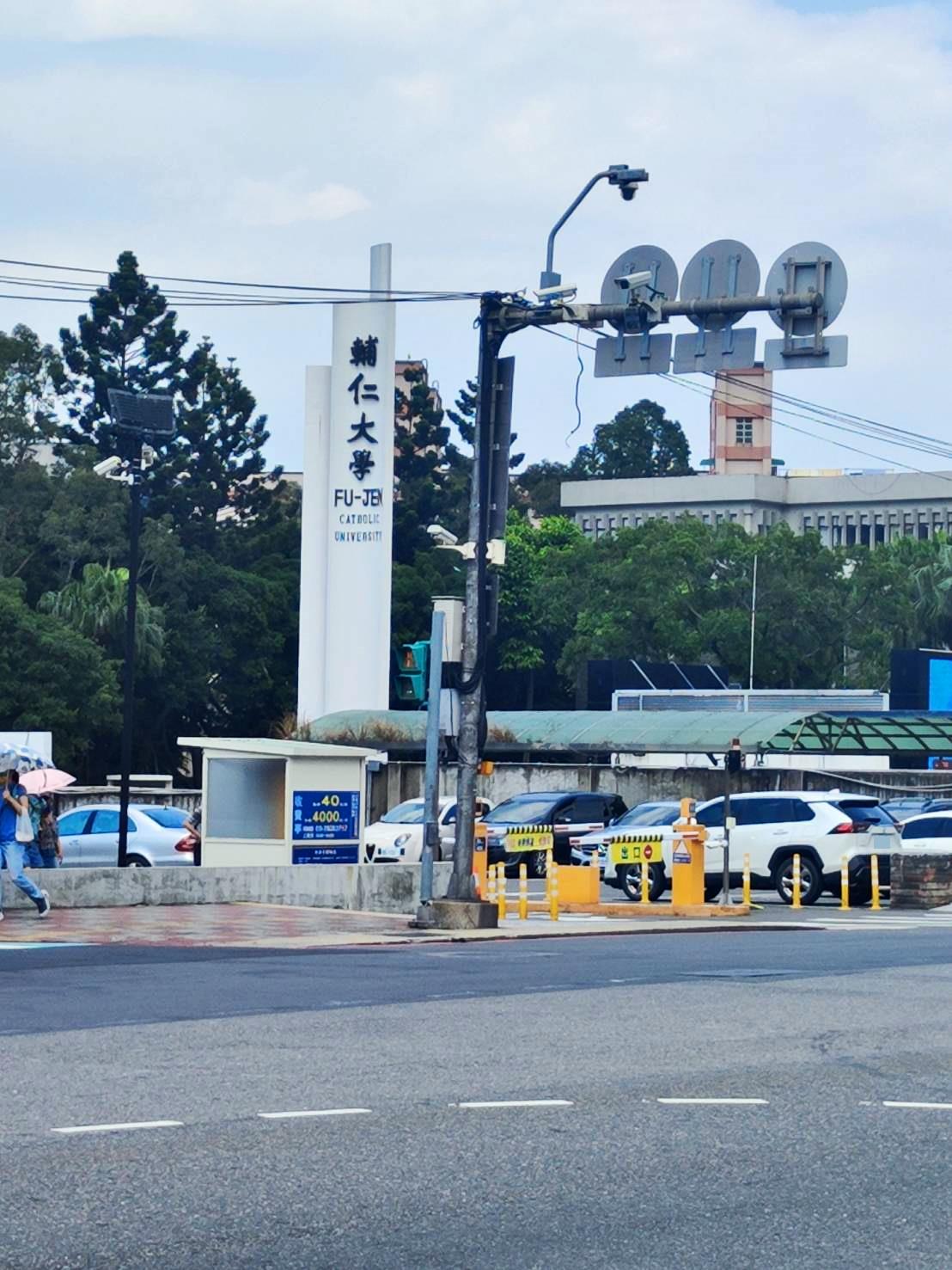 新北家具推薦｜億家具批發倉庫新莊店｜台灣製造平價精品家具，工廠直營客製化沙發，人人可享批發價，打造舒適質感居家生活！