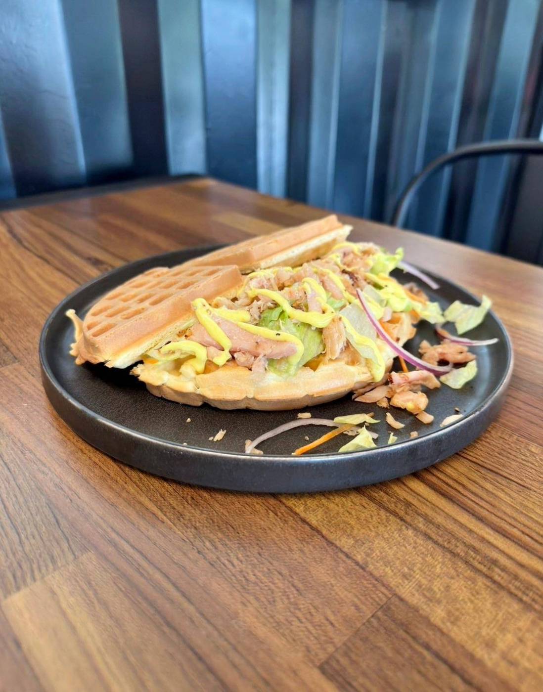 台中寵物聚會包場推薦｜台中市南屯區動物空間Animal Space寵物友善餐廳｜毛孩專屬戲水泳池、大片草皮開心奔跑、精緻美味輕食餐點，帶著毛小孩一起來玩樂！