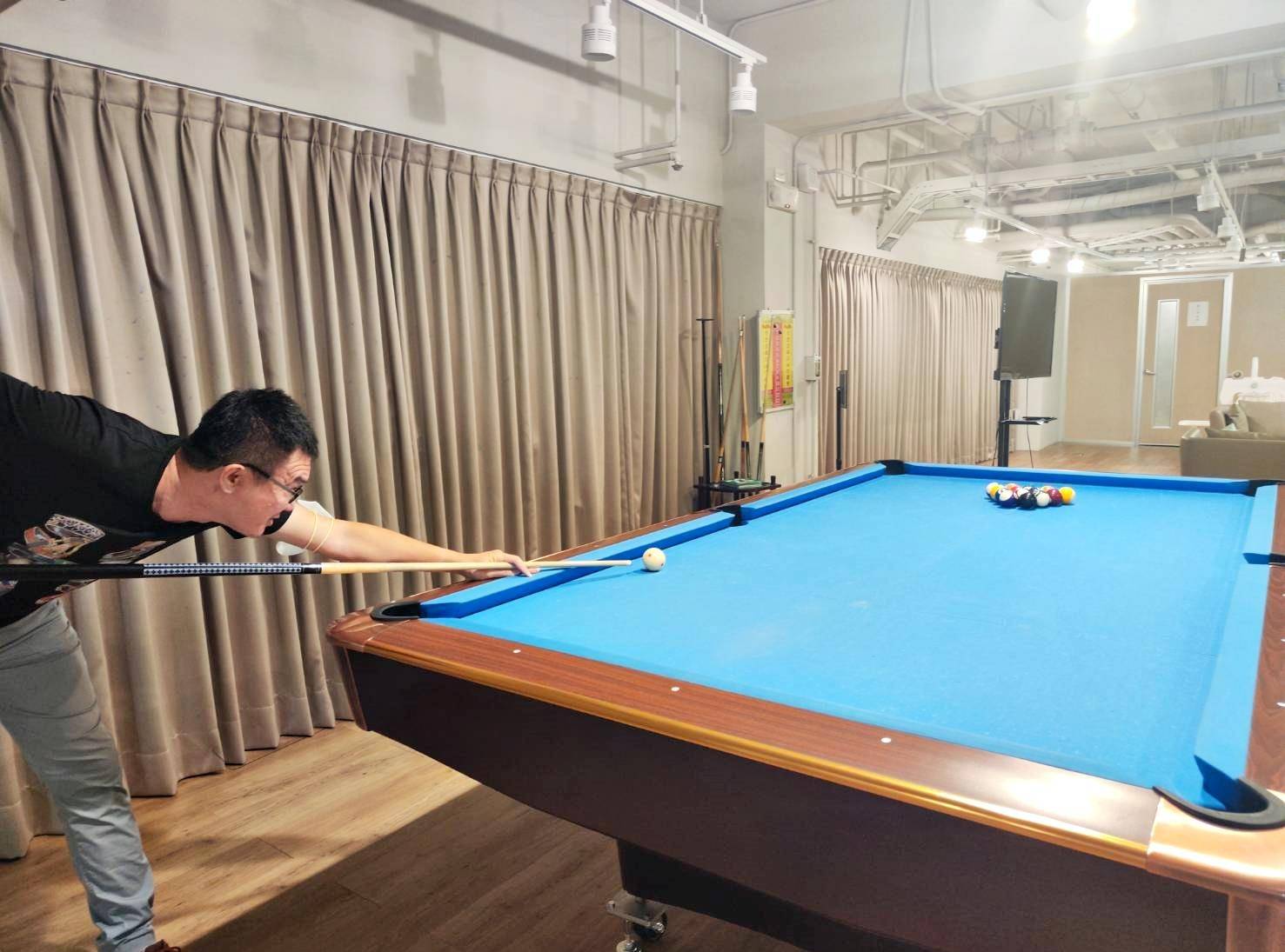 桃園市龜山區住宿推薦｜悅徠舘商務飯店JOYFULTEL｜機場捷運長庚醫院站步行17分鐘，旅人尊享多樣服務設施，享受舒適如家溫馨氛圍之悅徠舘開箱分享！