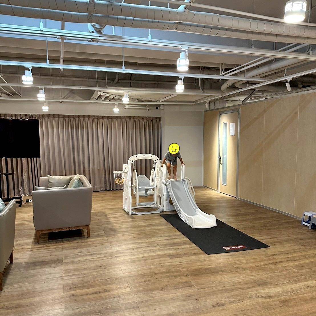 桃園市龜山區住宿推薦｜悅徠舘商務飯店JOYFULTEL｜機場捷運長庚醫院站步行17分鐘，旅人尊享多樣服務設施，享受舒適如家溫馨氛圍之悅徠舘開箱分享！