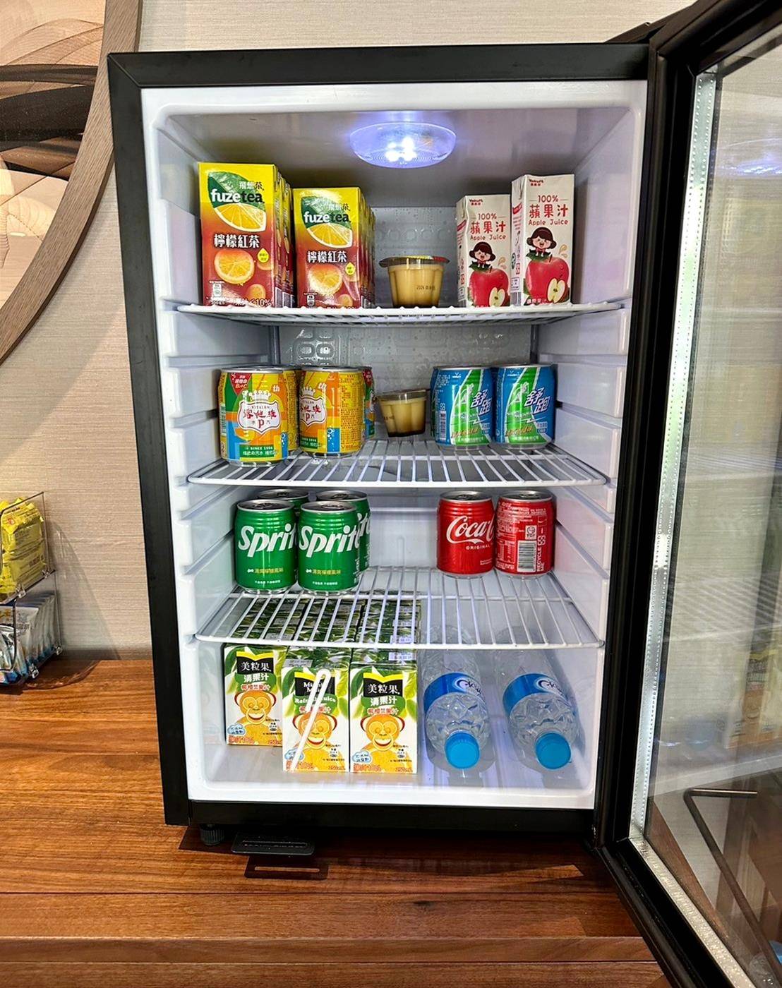 桃園市龜山區住宿推薦｜悅徠舘商務飯店JOYFULTEL｜機場捷運長庚醫院站步行17分鐘，旅人尊享多樣服務設施，享受舒適如家溫馨氛圍之悅徠舘開箱分享！