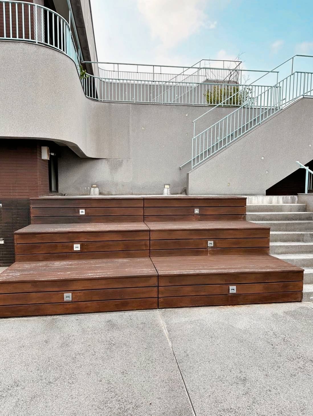 桃園市龜山區住宿推薦｜悅徠舘商務飯店JOYFULTEL｜機場捷運長庚醫院站步行17分鐘，旅人尊享多樣服務設施，享受舒適如家溫馨氛圍之悅徠舘開箱分享！