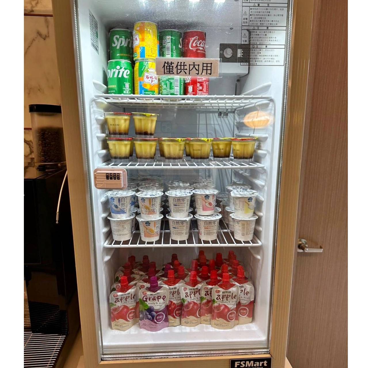 桃園市龜山區住宿推薦｜悅徠舘商務飯店JOYFULTEL｜機場捷運長庚醫院站步行17分鐘，旅人尊享多樣服務設施，享受舒適如家溫馨氛圍之悅徠舘開箱分享！