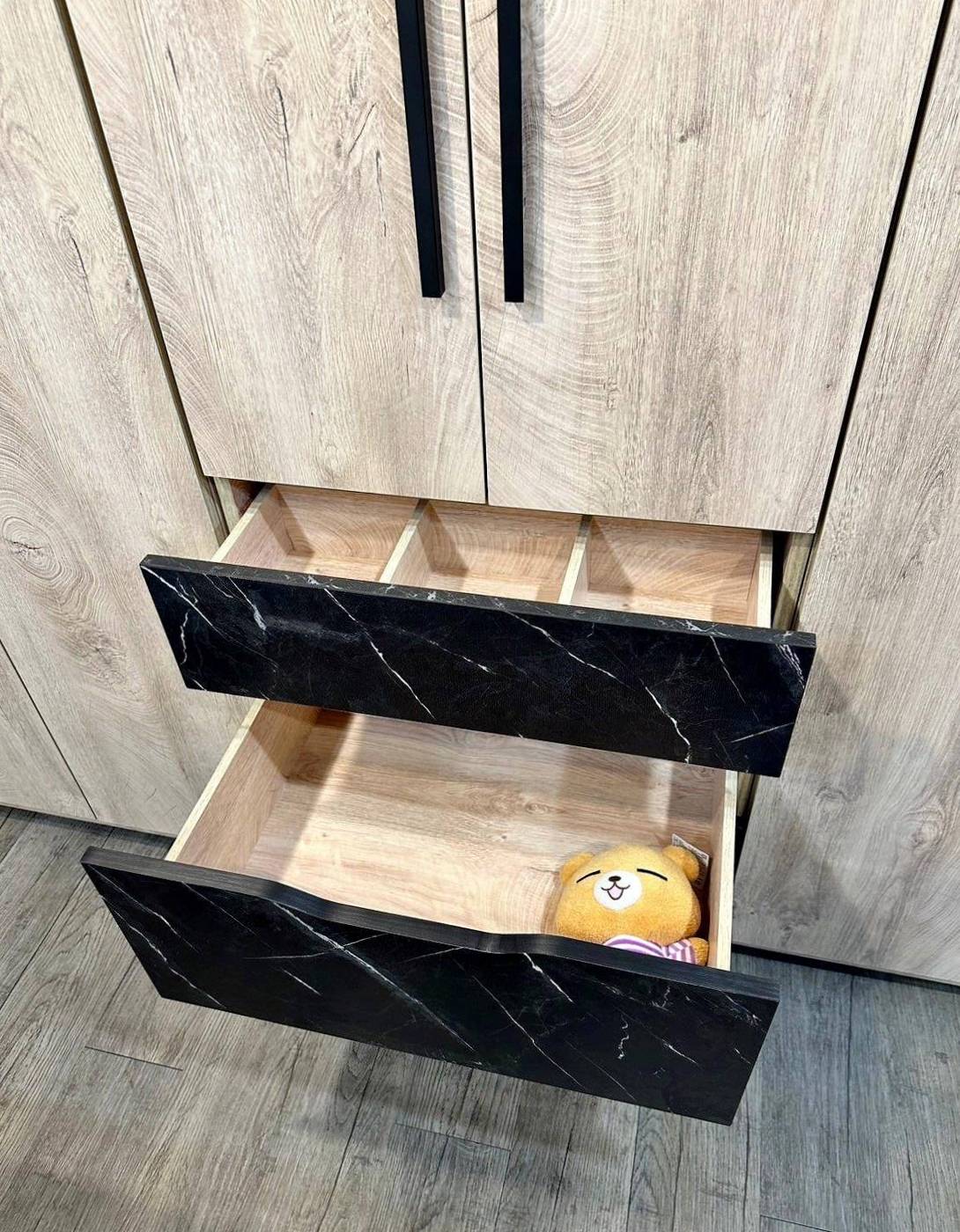 新北家具推薦｜億家具批發倉庫新莊店｜台灣製造平價精品家具，工廠直營客製化沙發，人人可享批發價，打造舒適質感居家生活！