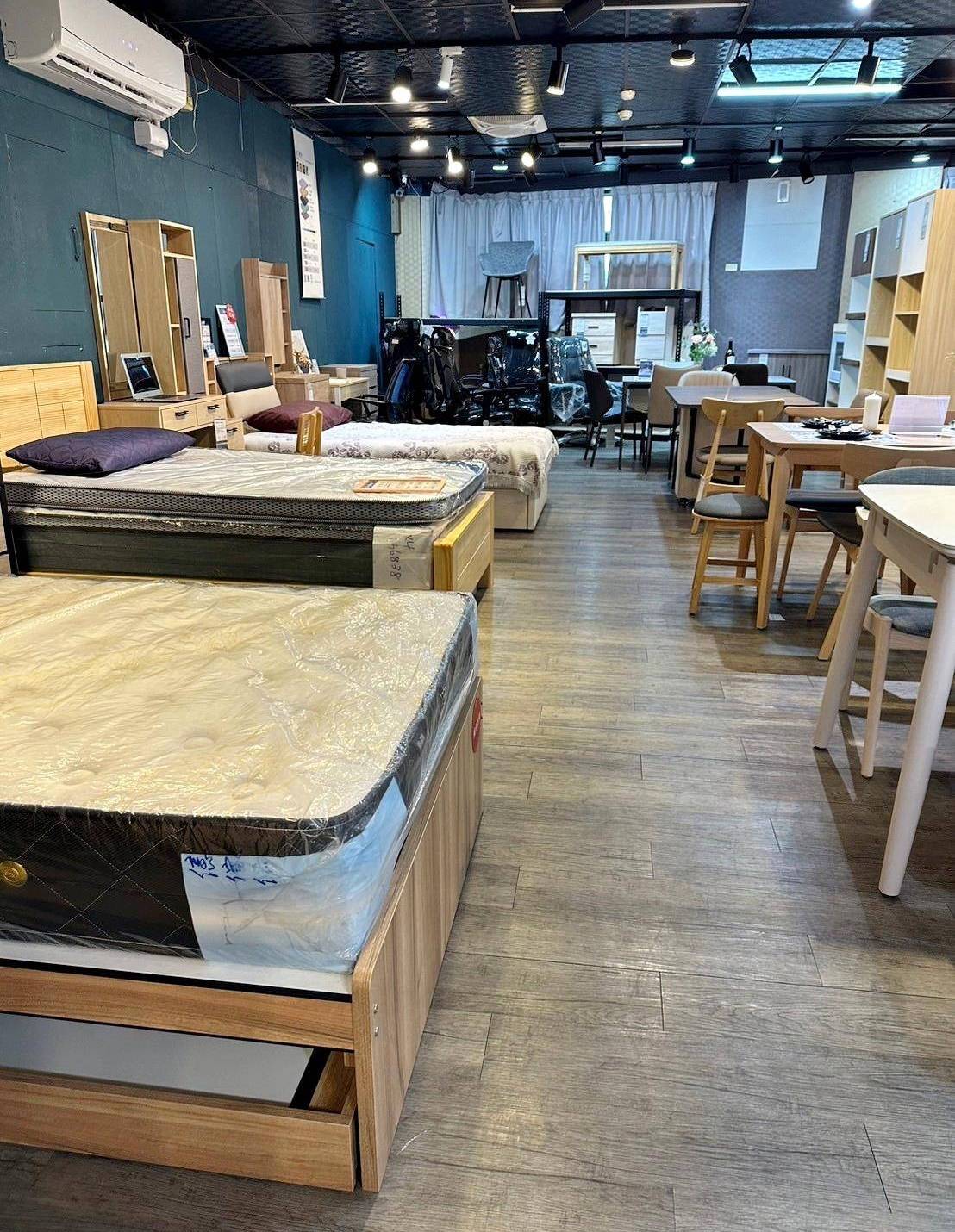 新北家具推薦｜億家具批發倉庫新莊店｜台灣製造平價精品家具，工廠直營客製化沙發，人人可享批發價，打造舒適質感居家生活！