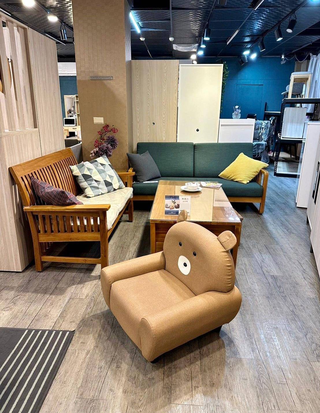 新北家具推薦｜億家具批發倉庫新莊店｜台灣製造平價精品家具，工廠直營客製化沙發，人人可享批發價，打造舒適質感居家生活！