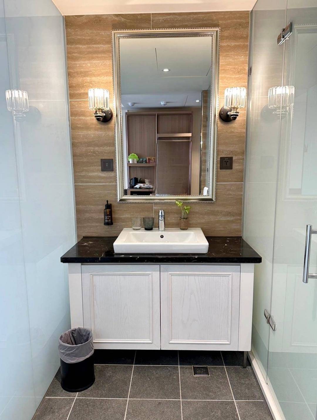 南投縣水里鄉住宿推薦｜福容徠旅水里店｜福容大飯店創建的輕旅品牌，坐擁山林裡的藝術旅店，遠離塵囂四周山林環繞之福容徠旅水里店開箱分享！