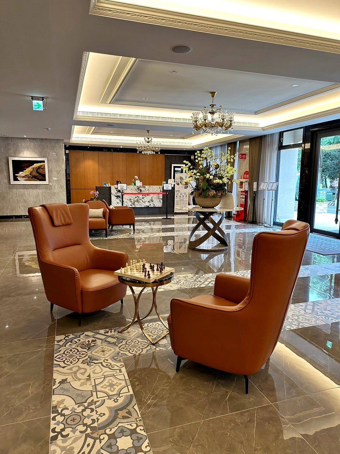 南投縣水里鄉住宿推薦｜福容徠旅水里店｜福容大飯店創建的輕旅品牌，坐擁山林裡的藝術旅店，遠離塵囂四周山林環繞之福容徠旅水里店開箱分享！