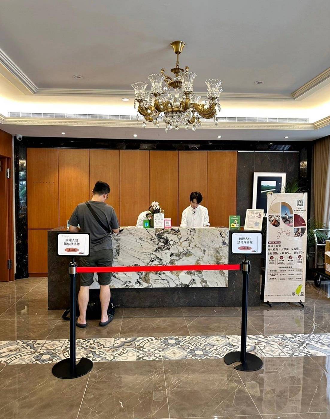 南投縣水里鄉住宿推薦｜福容徠旅水里店｜福容大飯店創建的輕旅品牌，坐擁山林裡的藝術旅店，遠離塵囂四周山林環繞之福容徠旅水里店開箱分享！