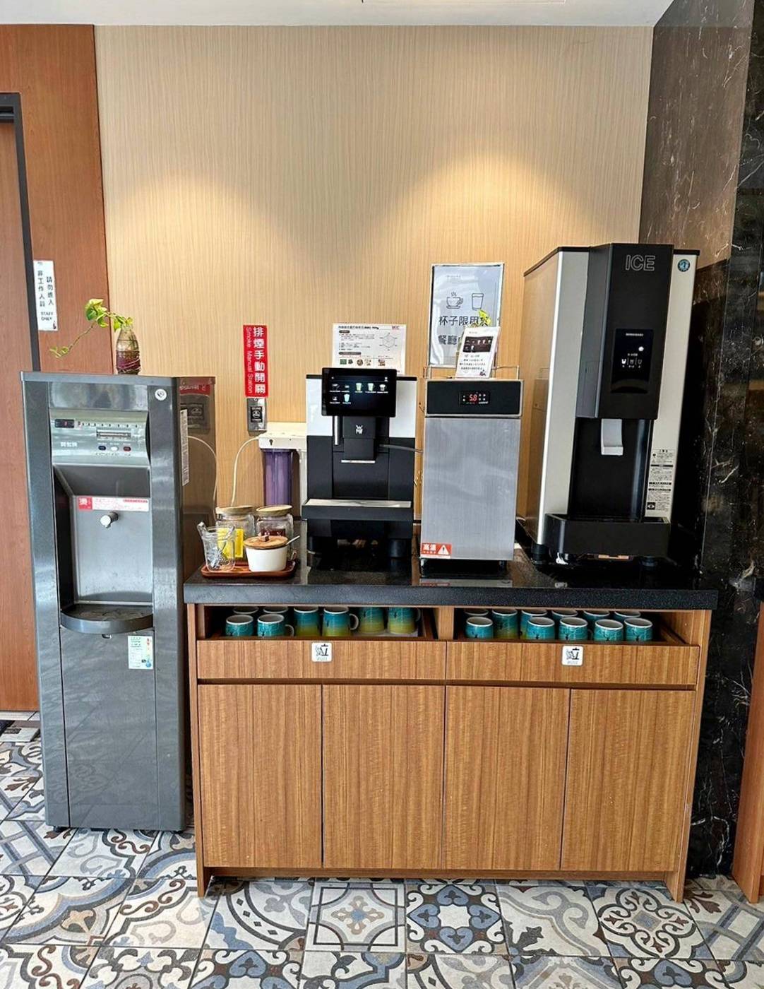 南投縣水里鄉住宿推薦｜福容徠旅水里店｜福容大飯店創建的輕旅品牌，坐擁山林裡的藝術旅店，遠離塵囂四周山林環繞之福容徠旅水里店開箱分享！