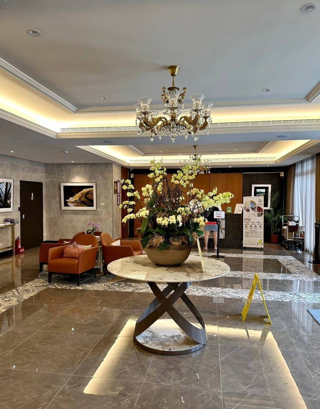 南投縣水里鄉住宿推薦｜福容徠旅水里店｜福容大飯店創建的輕旅品牌，坐擁山林裡的藝術旅店，遠離塵囂四周山林環繞之福容徠旅水里店開箱分享！