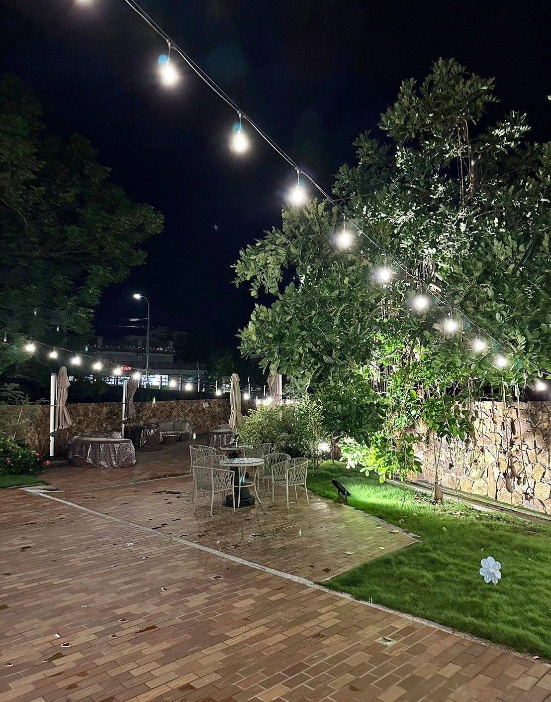 南投縣水里鄉住宿推薦｜福容徠旅水里店｜福容大飯店創建的輕旅品牌，坐擁山林裡的藝術旅店，遠離塵囂四周山林環繞之福容徠旅水里店開箱分享！