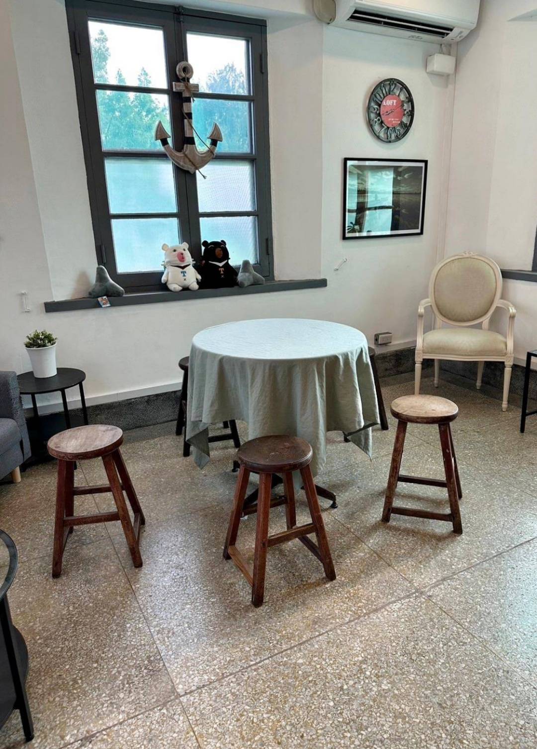 台中清水區住宿推薦|高美燈塔園區|全台唯一可泊宿燈塔園區民宿,登塔可眺望高美濕地全景之高美燈塔園區入住心得分享! - 第52張圖 台中清水區住宿推薦|高美燈塔園區|全台唯一可泊宿燈塔園區民宿,登塔可眺望高美濕地全景之高美燈塔園區入住心得分享!