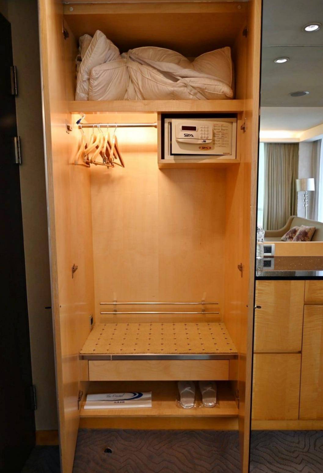 南投縣魚池鄉日月潭住宿推薦｜日月潭飯店晶澤會館THE CRYSTAL RESORT｜伊達邵商店街旁、一覽日月潭絕美湖景、媲美星級料理、亞覓湖景餐酒館美食應有盡有之晶澤會館一泊二食開箱分享！