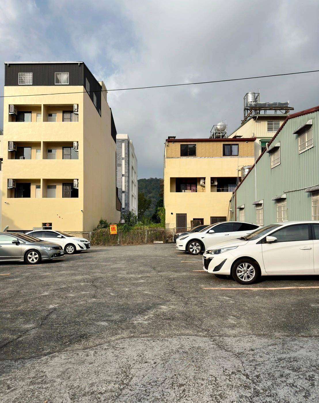 南投縣魚池鄉日月潭住宿推薦｜日月潭飯店晶澤會館THE CRYSTAL RESORT｜伊達邵商店街旁、一覽日月潭絕美湖景、媲美星級料理、亞覓湖景餐酒館美食應有盡有之晶澤會館一泊二食開箱分享！
