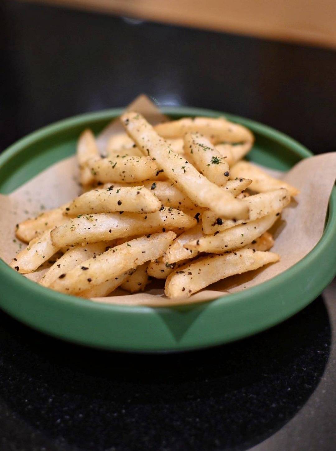 南投縣魚池鄉日月潭住宿推薦｜日月潭飯店晶澤會館THE CRYSTAL RESORT｜伊達邵商店街旁、一覽日月潭絕美湖景、媲美星級料理、亞覓湖景餐酒館美食應有盡有之晶澤會館一泊二食開箱分享！