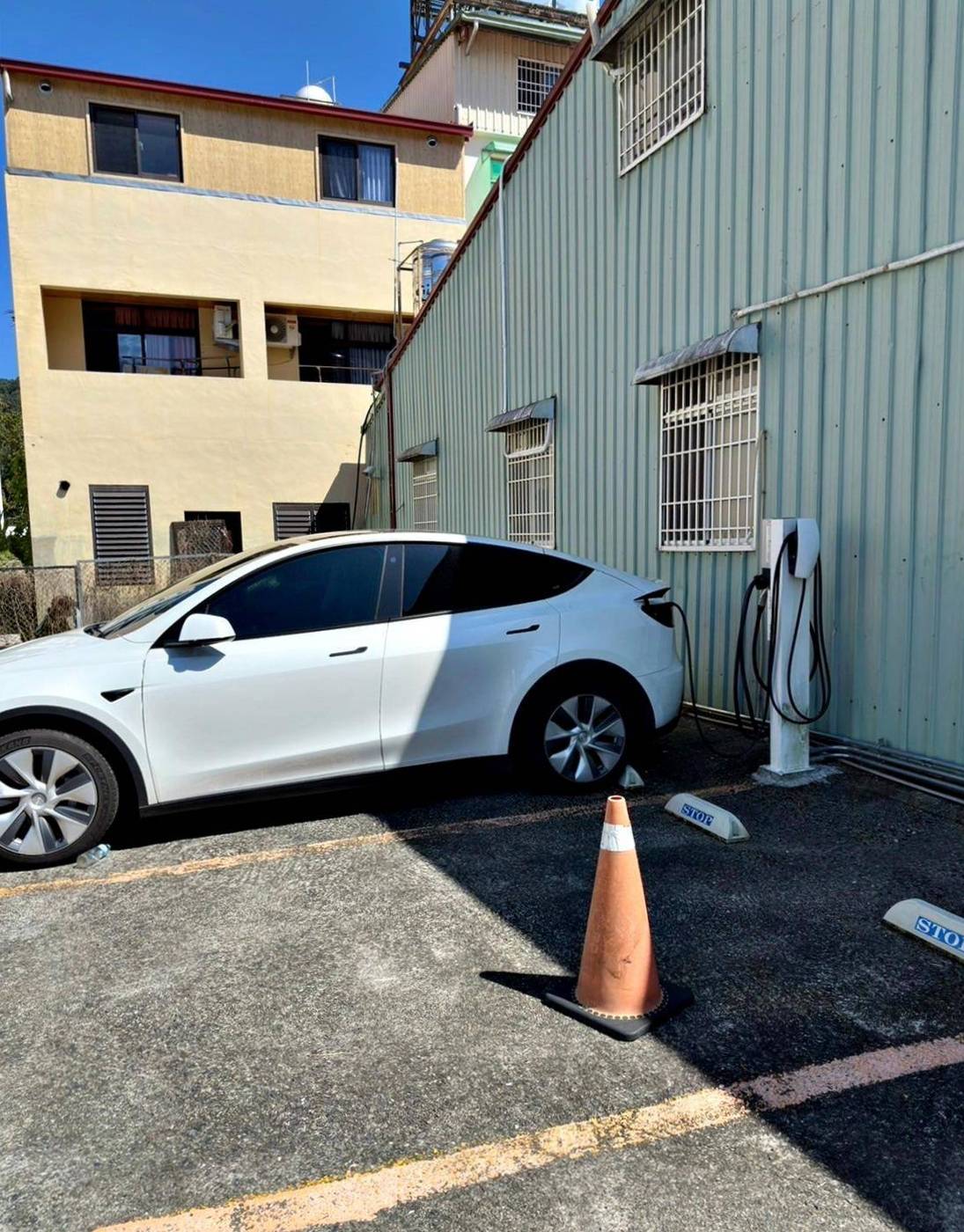 南投縣魚池鄉日月潭住宿推薦｜日月潭飯店晶澤會館THE CRYSTAL RESORT｜伊達邵商店街旁、一覽日月潭絕美湖景、媲美星級料理、亞覓湖景餐酒館美食應有盡有之晶澤會館一泊二食開箱分享！