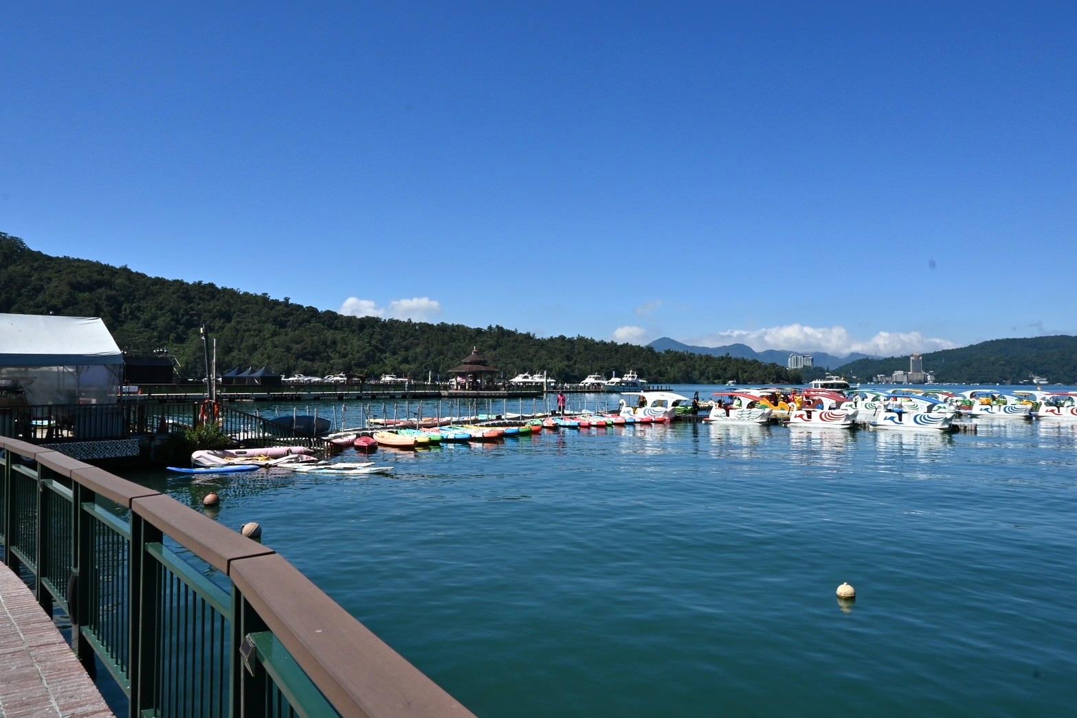 南投縣魚池鄉日月潭住宿推薦｜日月潭飯店晶澤會館THE CRYSTAL RESORT｜伊達邵商店街旁、一覽日月潭絕美湖景、媲美星級料理、亞覓湖景餐酒館美食應有盡有之晶澤會館一泊二食開箱分享！