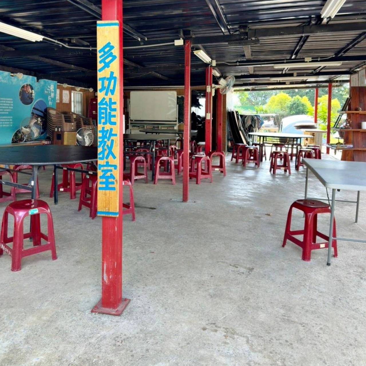 桃園市復興區露營推薦｜溪口台露營渡假園區｜夜宿諾美締露營車，兩側環山風景秀麗，適合各齡層之懶人露營入住心得分享！