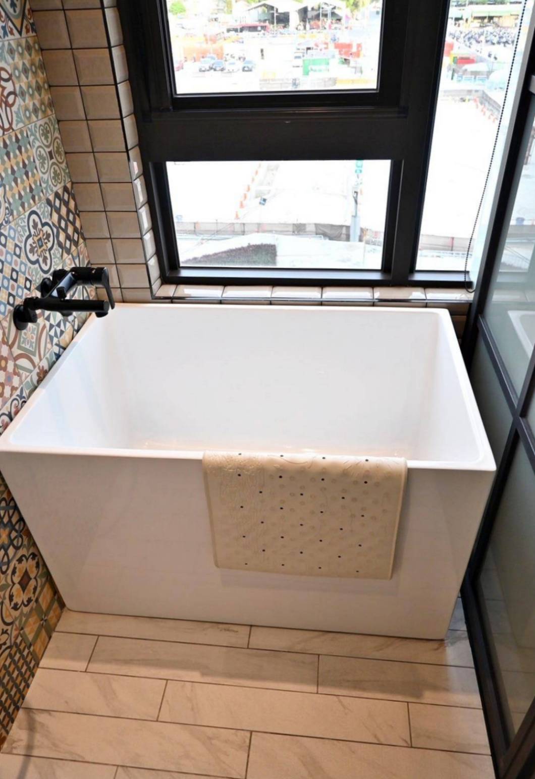 台中中區住宿推薦｜挪威森林行旅台中行旅3號館｜步行可達台中火車站，森林小語早餐輕食驚艷，每間客房設獨立對外窗，享受自在漫遊愜意時光之挪威森林行旅3號館入住心得分享！