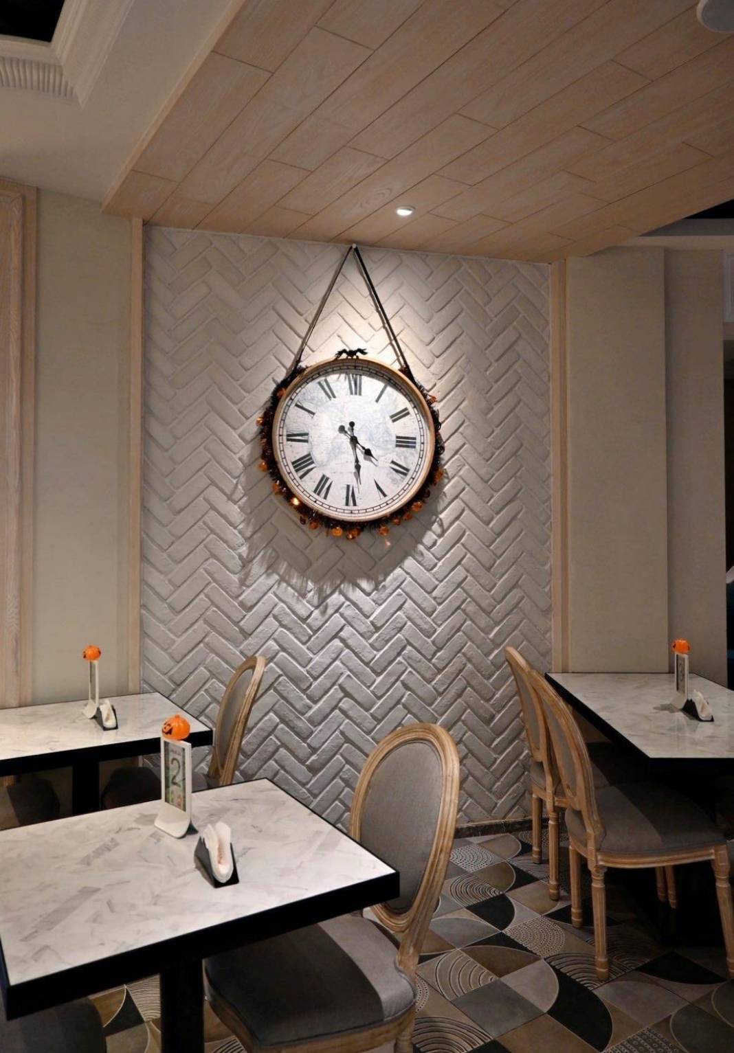 台中中區住宿推薦｜挪威森林行旅台中行旅3號館｜步行可達台中火車站，森林小語早餐輕食驚艷，每間客房設獨立對外窗，享受自在漫遊愜意時光之挪威森林行旅3號館入住心得分享！