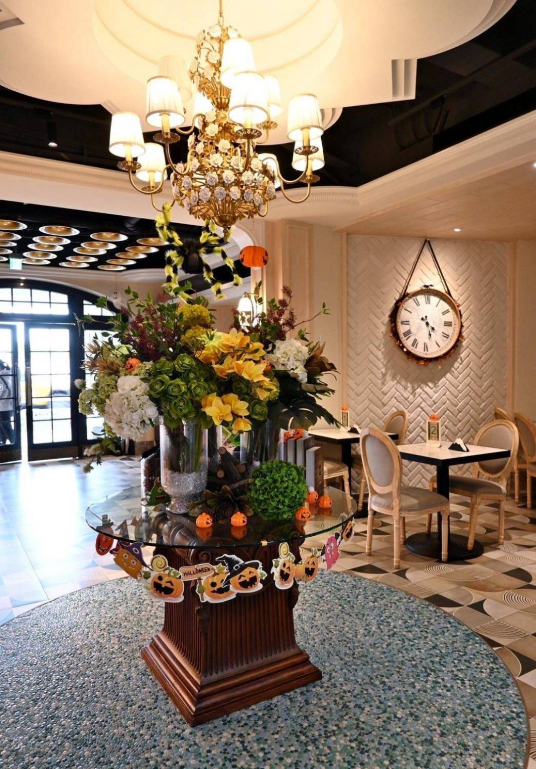 台中中區住宿推薦｜挪威森林行旅台中行旅3號館｜步行可達台中火車站，森林小語早餐輕食驚艷，每間客房設獨立對外窗，享受自在漫遊愜意時光之挪威森林行旅3號館入住心得分享！