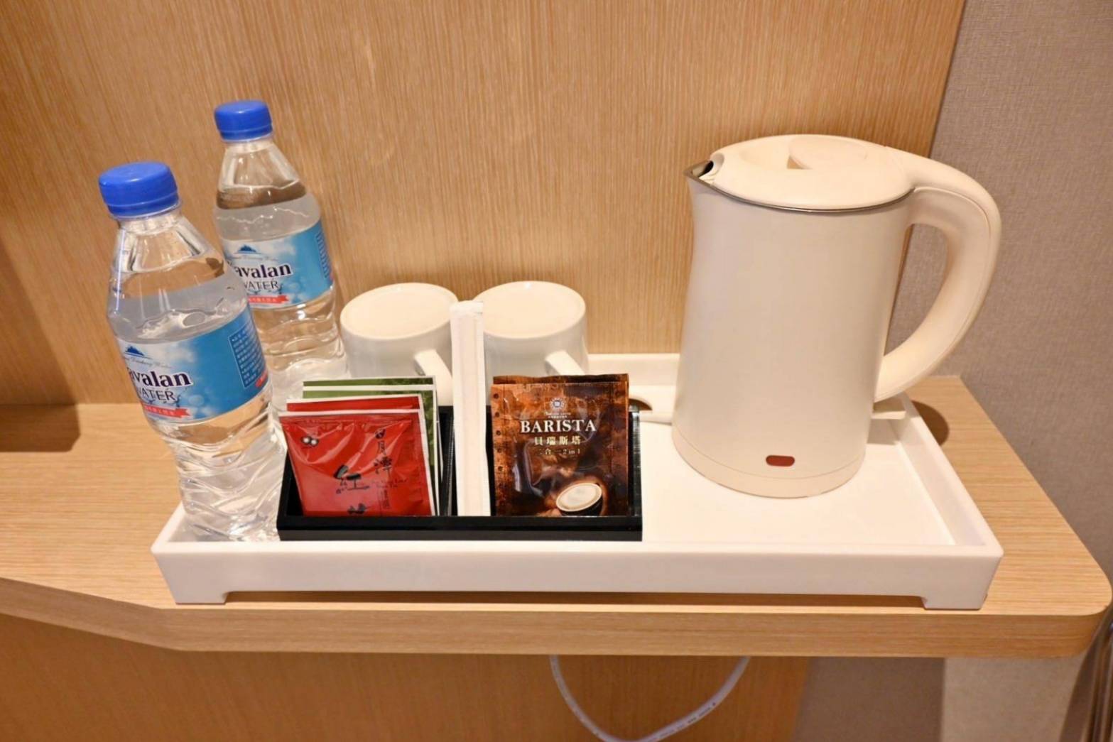 台中西屯區住宿推薦｜臺中逢甲智選假日酒店｜提供住宿客免費停車場，設施多元附洗衣健身房，輕鬆步行即到逢甲夜市，吃喝玩樂生活機能方便之臺中逢甲智選假日酒店入住心得分享！