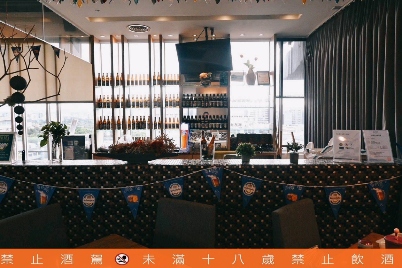 台中西屯區住宿推薦｜台中碧根逢甲酒店Beacon Hotel｜三訪入住碧根家庭套房，自助早餐豐富多樣，地下室設停車場，距離逢甲夜市步行僅1分鐘，吃喝玩樂生活機能一應俱全之碧根逢甲酒店入住心得分享！