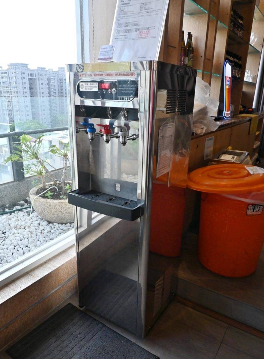 台中西屯區住宿推薦｜台中碧根逢甲酒店Beacon Hotel｜三訪入住碧根家庭套房，自助早餐豐富多樣，地下室設停車場，距離逢甲夜市步行僅1分鐘，吃喝玩樂生活機能一應俱全之碧根逢甲酒店入住心得分享！