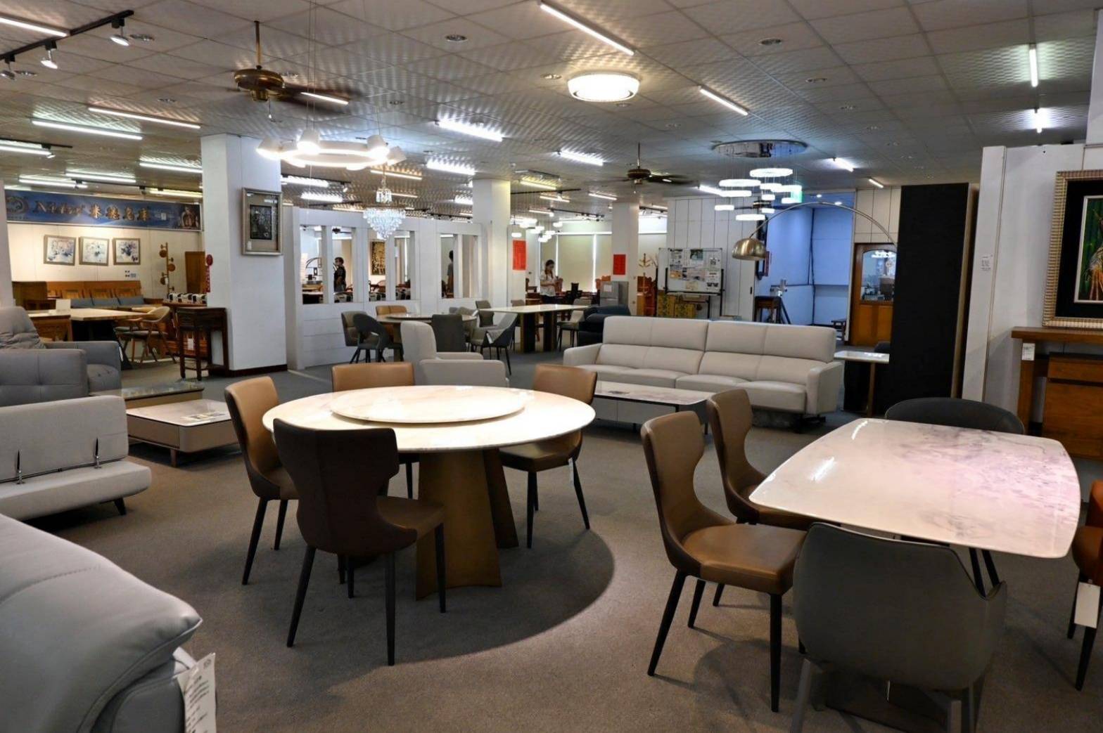 鹿港家具推薦｜彰化鹿港先進傢俱（iCAKU愛庫家居）｜彰化鹿港在地家具工廠，擁有3000坪賣場，家具寢具應有盡有，客製化滿足各種需求，輕鬆享有舒適質感居家生活！