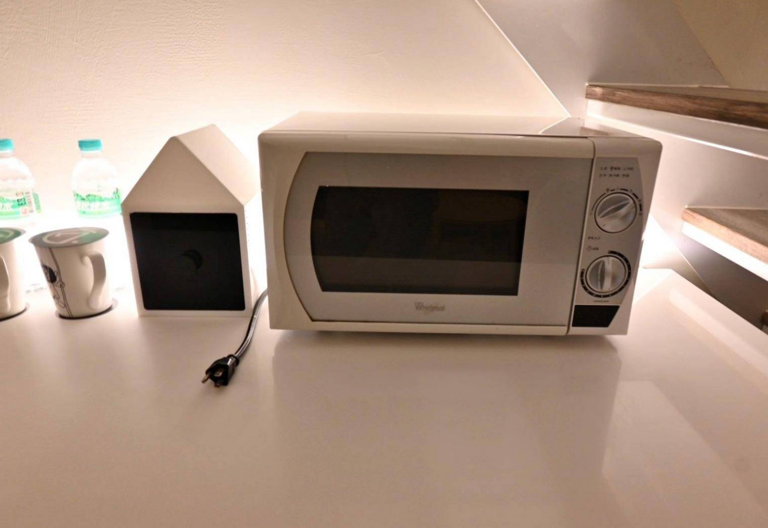 台中市西屯區住宿推薦｜Hotel 7福星旅店｜提供住宿客免費停車場，頂樓區域飽覽城市風貌，輕鬆步行即到逢甲夜市，吃喝玩樂生活機能便利之福星旅店入住心得分享！