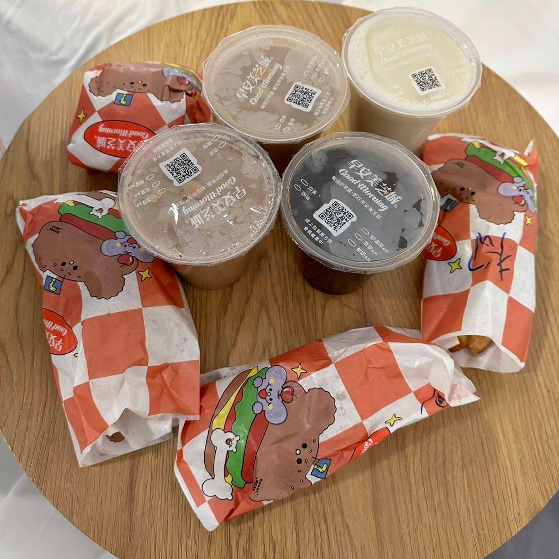 台南市玉井區露營推薦｜曉晴星空露營地玉井營區｜夜宿潔白浪漫的星空帳，交通最方便懶人豪華露營，適合各年齡層之懶人露營入住心得分享！