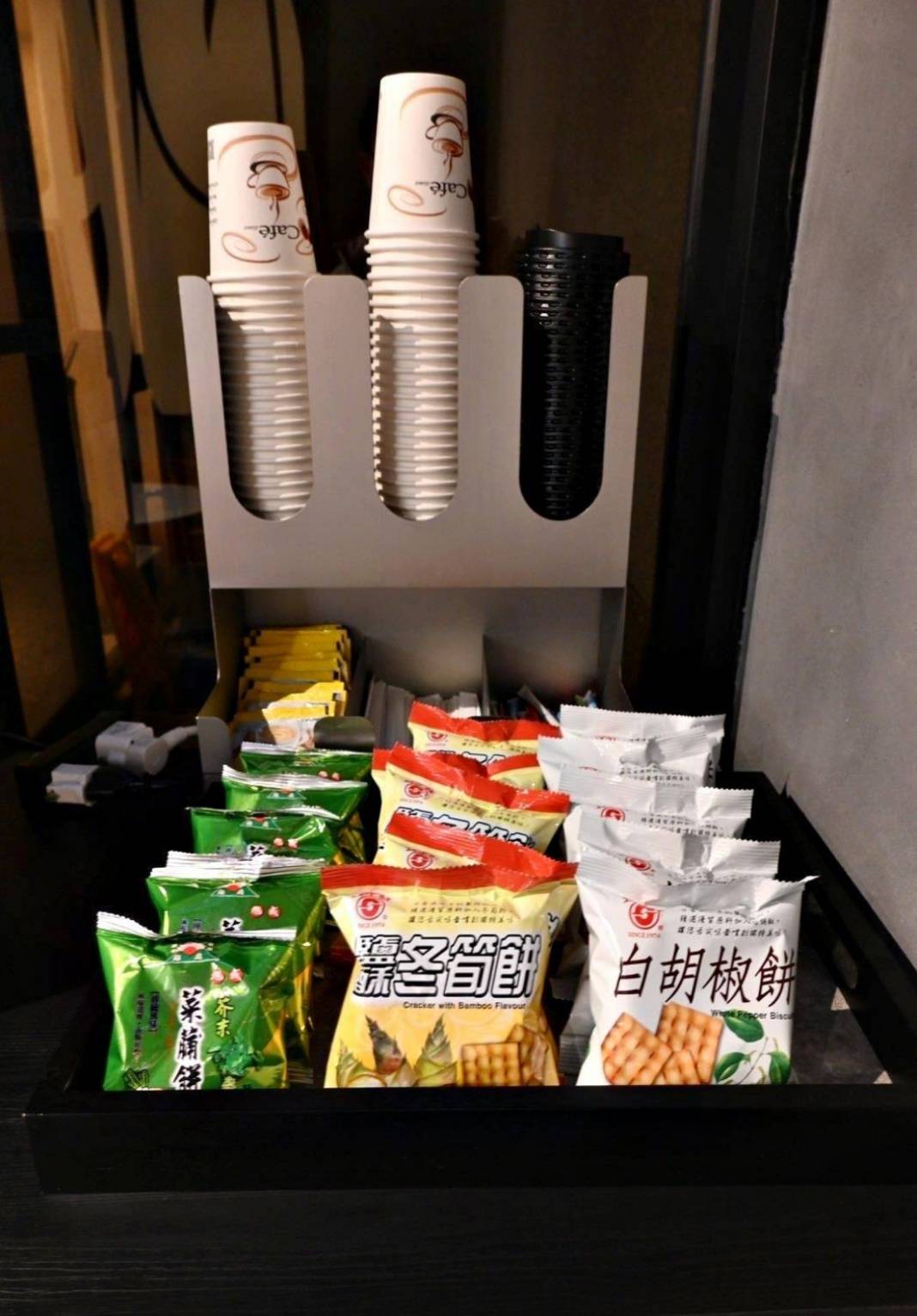 台中市西屯區住宿推薦｜享沃行旅 Joie de Inn｜每一間房型都有對外窗，提供寧靜舒適的住宿環境，輕鬆步行即到逢甲夜市，吃喝玩樂生活機能便利之享沃行旅入住心得分享！