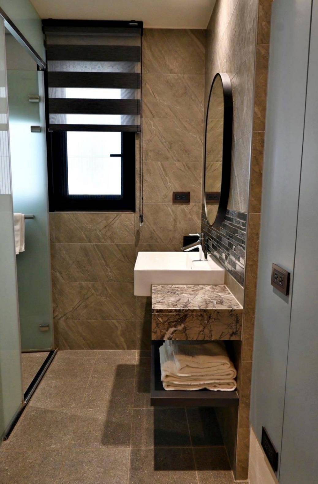 台中市西屯區住宿推薦｜享沃行旅 Joie de Inn｜每一間房型都有對外窗，提供寧靜舒適的住宿環境，輕鬆步行即到逢甲夜市，吃喝玩樂生活機能便利之享沃行旅入住心得分享！