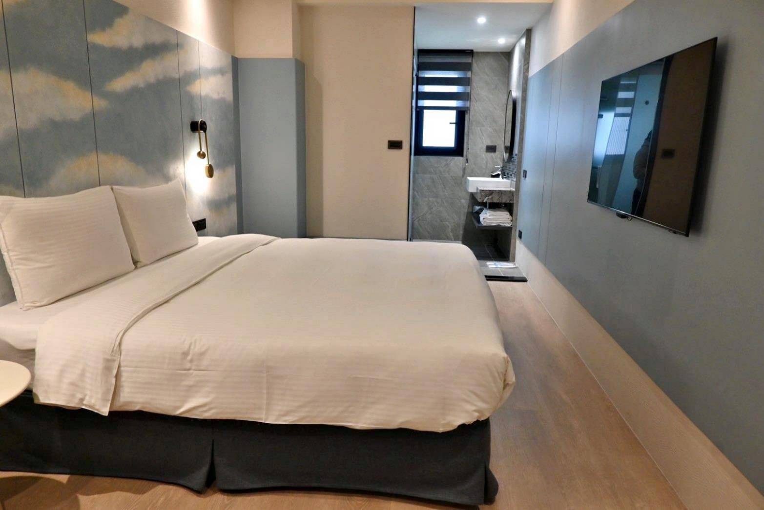 台中市西屯區住宿推薦｜享沃行旅 Joie de Inn｜每一間房型都有對外窗，提供寧靜舒適的住宿環境，輕鬆步行即到逢甲夜市，吃喝玩樂生活機能便利之享沃行旅入住心得分享！