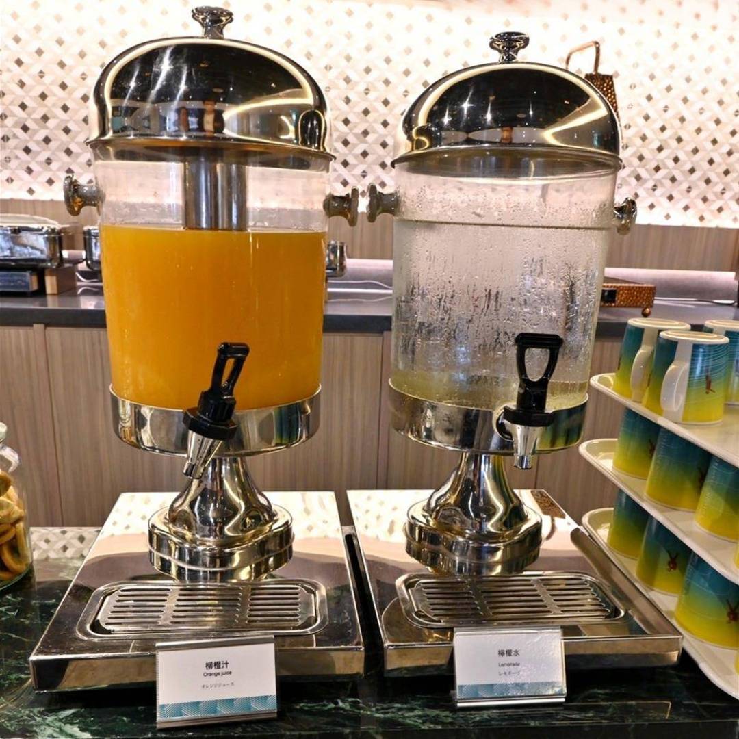 高雄市前金區住宿推薦｜福容徠旅高雄店｜福容大飯店創建的輕旅品牌，步行至高雄前金捷運站僅3分鐘，免費迎賓飲品點心及健身房之福容徠旅高雄店開箱分享！