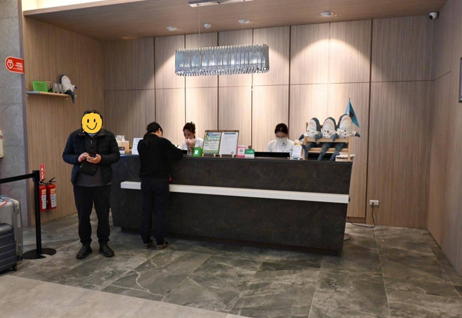 高雄市前金區住宿推薦｜福容徠旅高雄店｜福容大飯店創建的輕旅品牌，步行至高雄前金捷運站僅3分鐘，免費迎賓飲品點心及健身房之福容徠旅高雄店開箱分享！