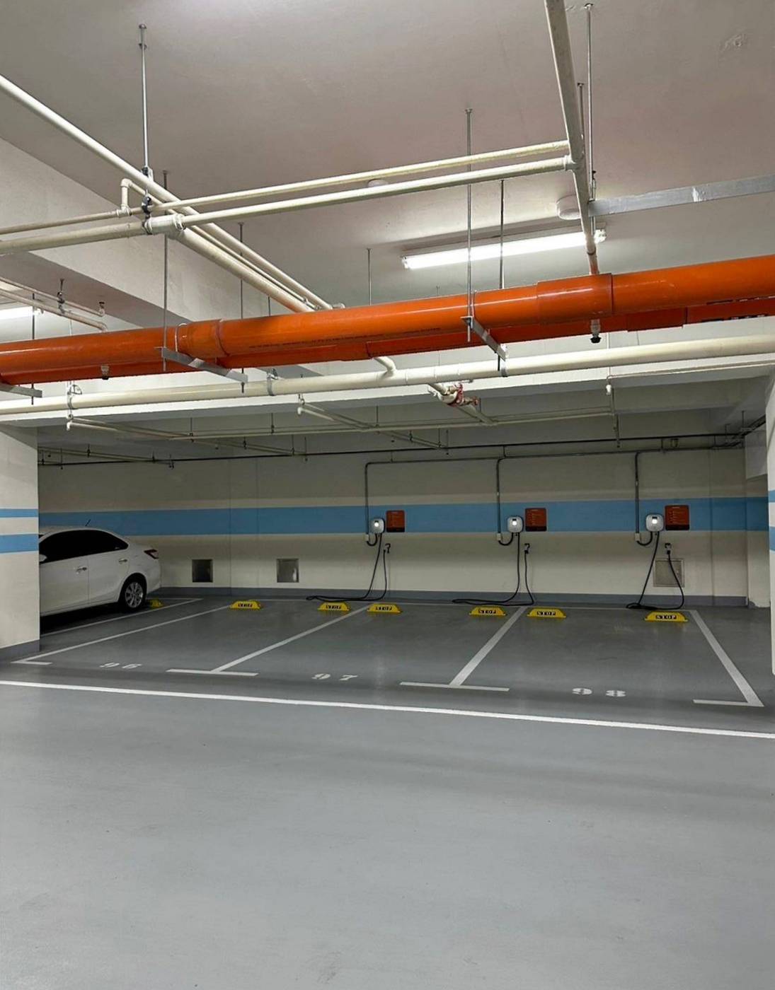 高雄市前金區住宿推薦｜福容徠旅高雄店｜福容大飯店創建的輕旅品牌，步行至高雄前金捷運站僅3分鐘，免費迎賓飲品點心及健身房之福容徠旅高雄店開箱分享！