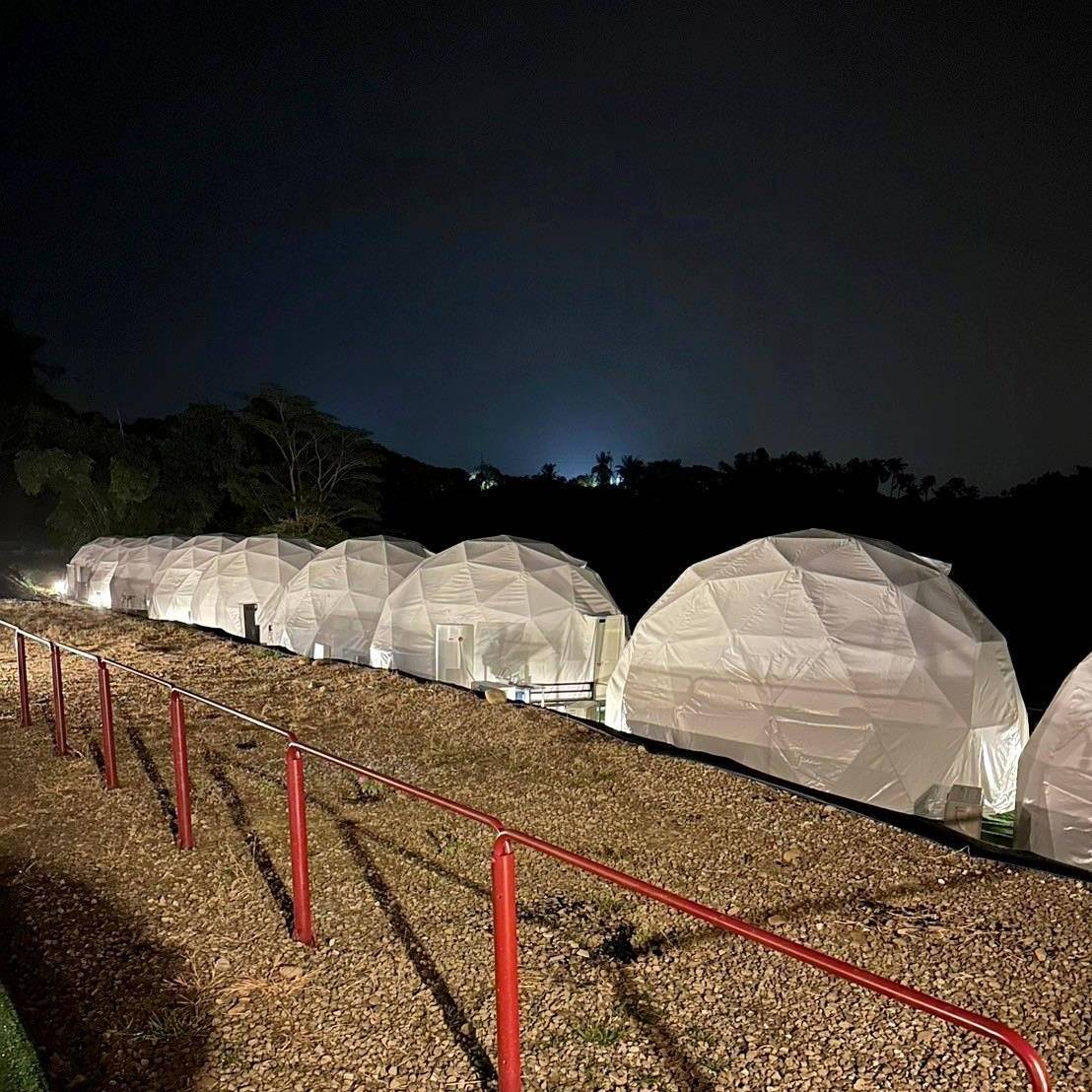 台南市玉井區露營推薦｜曉晴星空露營地玉井營區｜夜宿潔白浪漫的星空帳，交通最方便懶人豪華露營，適合各年齡層之懶人露營入住心得分享！