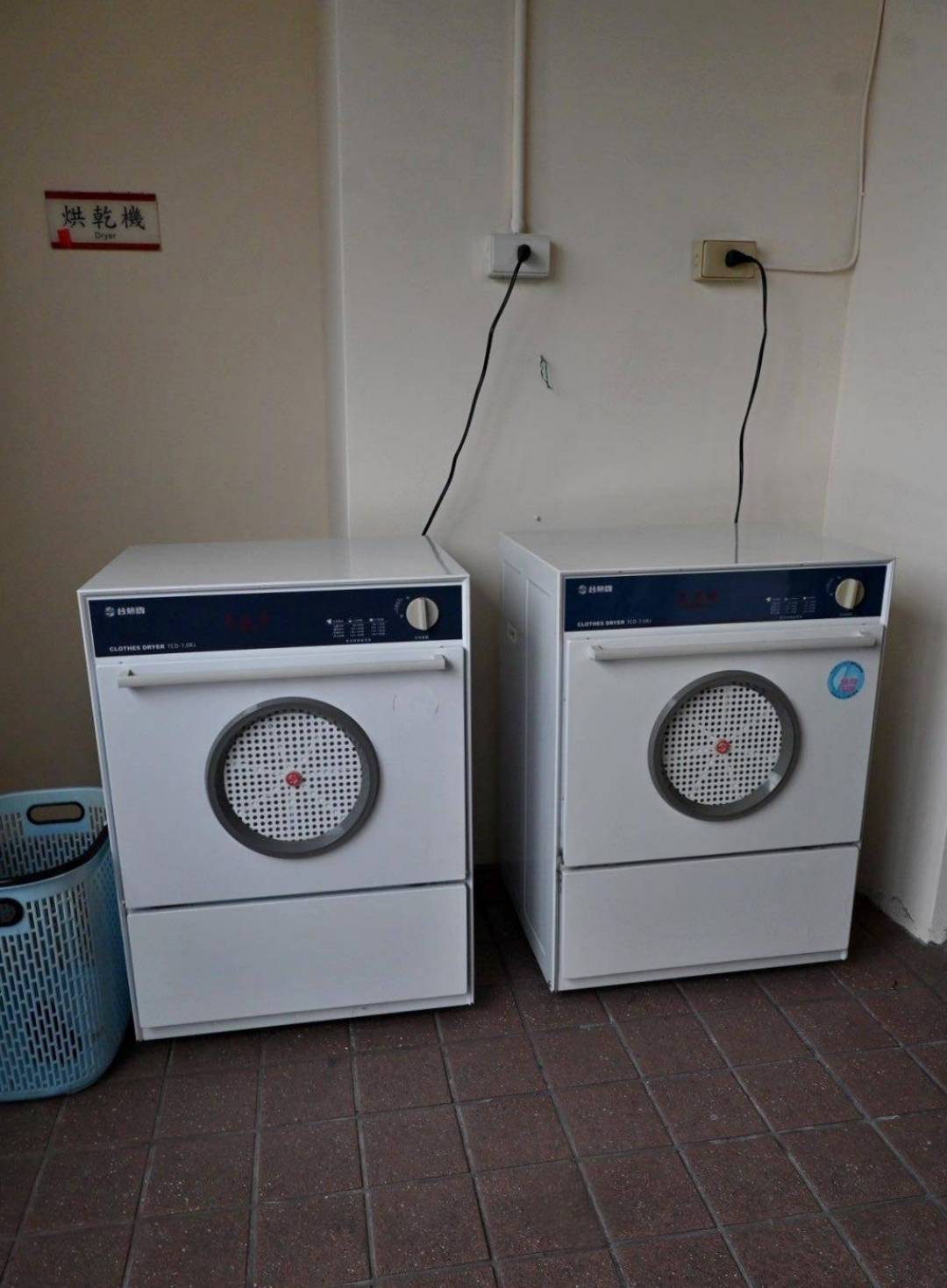 桃園市中壢區住宿推薦｜福容徠旅中壢店｜福容大飯店創建的輕旅品牌，步行至中壢車站僅4分鐘，地理位置絕佳，免費迎賓飲品點心及健身房之福容徠旅中壢店開箱分享！